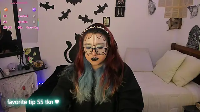 Cherry blush  online show from 10/27/25, 07:04