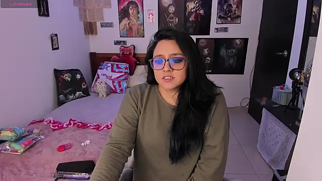 Snapshot of Cherry_blush_ chatting on 02/10/26, 06:40 Cherry blush online show from 02/10/26, 06:40