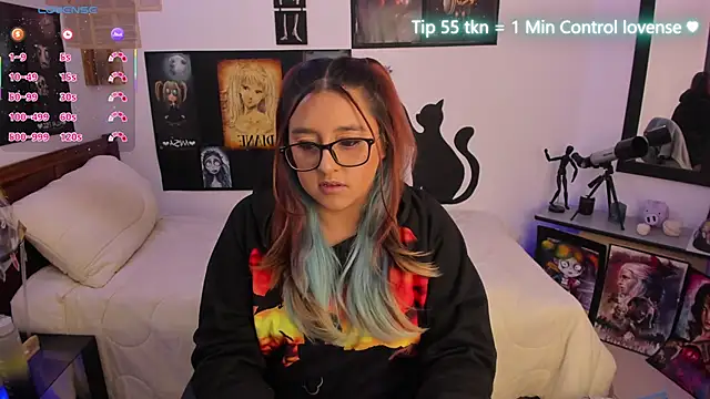 Cherry blush  online show from 11/21/25, 07:57