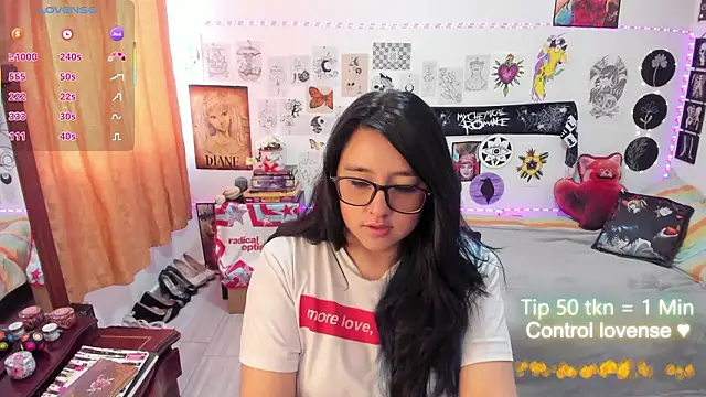 Snapshot of Cherry_blush_ chatting on 03/02/26, 09:44 Cherry blush online show from 03/02/26, 09:44