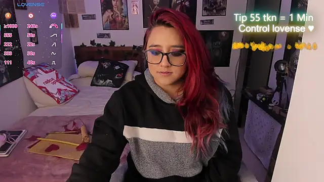 Snapshot of Cherry_blush_ chatting on 01/13/26, 08:24 Cherry blush online show from 01/13/26, 08:24