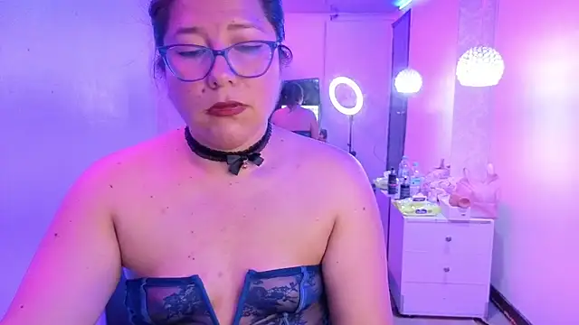 scarlett widow  online show from 03/29/26, 02:13