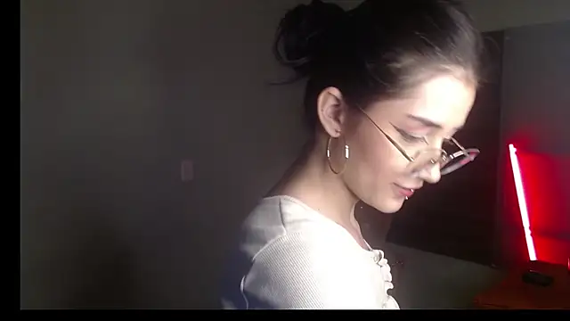Snapshot of Karol_Yessenia chatting on 09/20/25, 01:38 Karol Yessenia online show from 09/20/25, 01:38