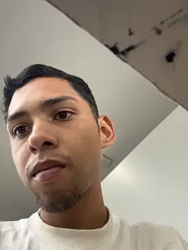 Oqui online show from 04/13/26, 07:18