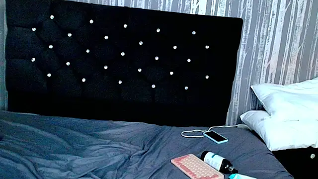 Alicee Moonn online show from 02/24/26, 09:04