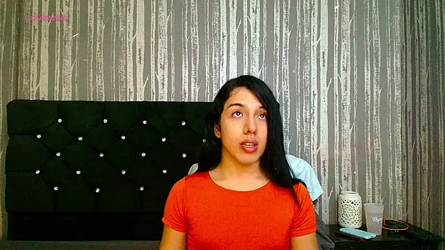 Alicee Moonn online show from 04/21/26, 05:30