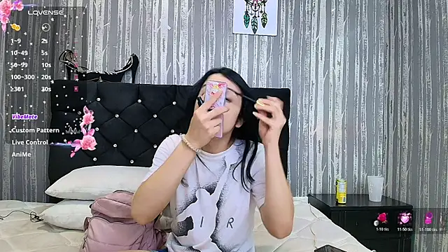 Alicee Moonn online show from 11/08/25, 08:12