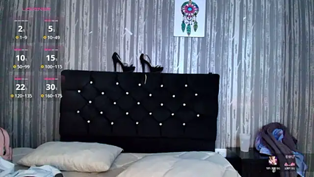 Alicee Moonn online show from 12/19/25, 12:14