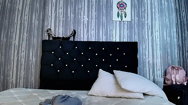 Alicee Moonn online show from 11/13/25, 08:02