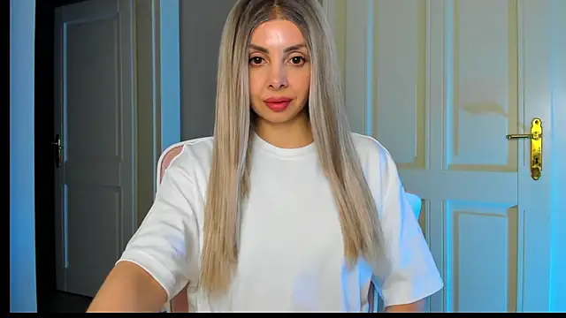 VelvetEliza online show from 04/01/26, 09:01