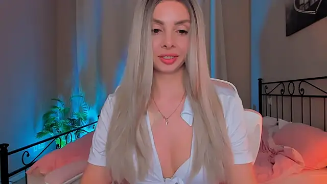 VelvetEliza online show from 11/21/25, 09:14