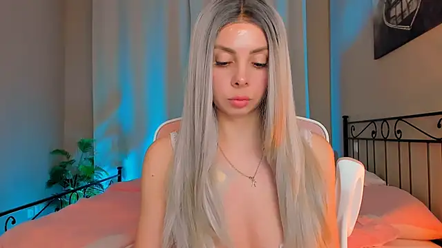 VelvetEliza online show from 11/25/25, 09:15