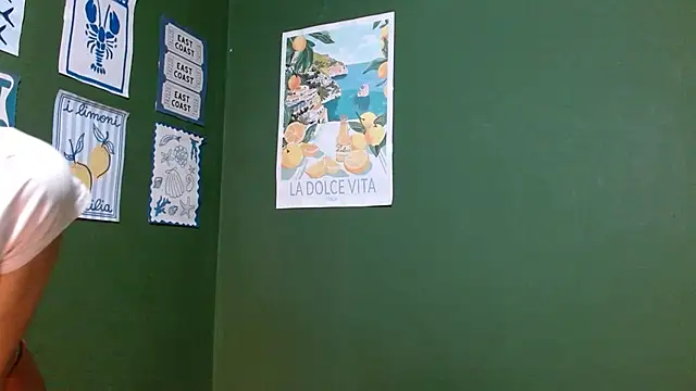 Roxiehood online show from 11/11/25, 01:44