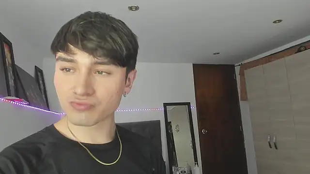 stevve 14 online show from 10/31/25, 02:30