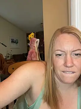 ChiliRoja online show from 10/29/25, 09:25