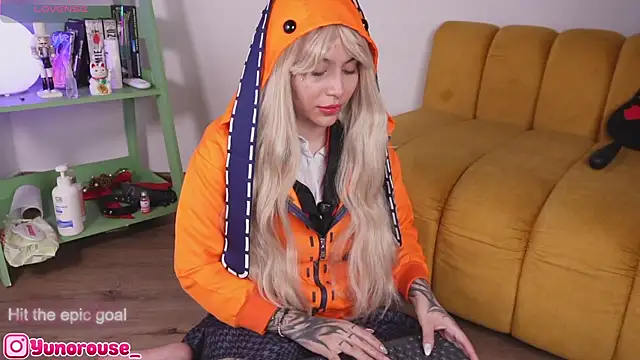 YunoRose  online show from 01/11/26, 03:57