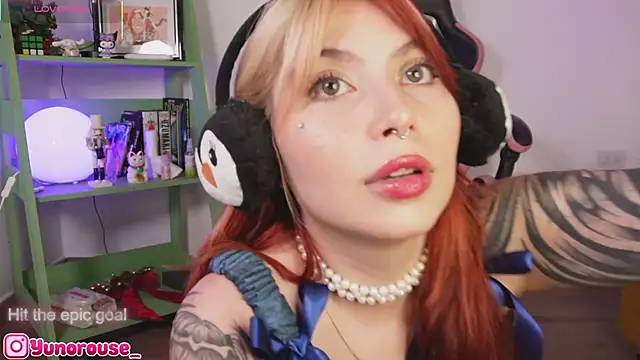 YunoRose  online show from 12/14/25, 03:46