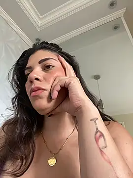 Snapshot of Melissa_Noir chatting on 02/04/26, 01:39 Melissa Noir online show from 02/04/26, 01:39