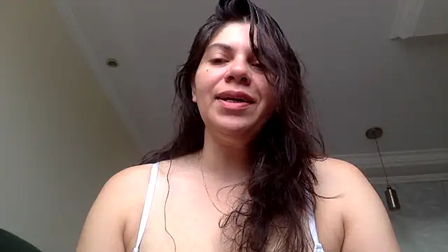 Snapshot of Melissa_Noir chatting on 12/04/25, 10:03 Melissa Noir online show from 12/04/25, 10:03