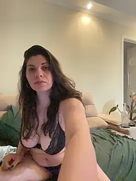 Snapshot of Melissa_Noir chatting on 12/01/25, 10:43 Melissa Noir online show from 12/01/25, 10:43