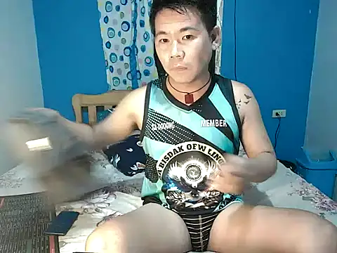 jesjesponce1222 online show from 10/30/25, 01:42