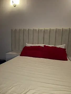 Mia Roswell online show from 04/01/26, 02:57