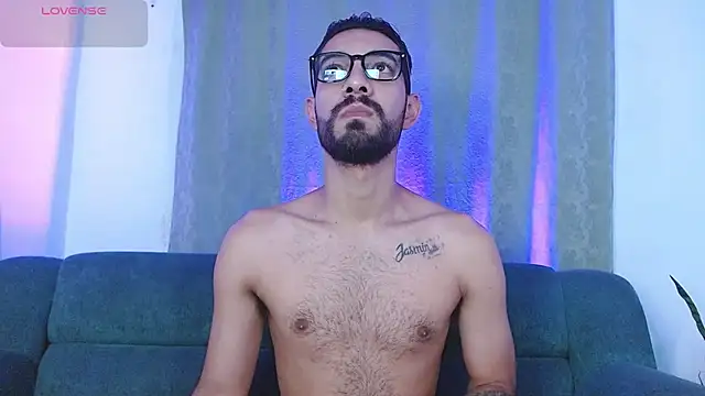 Snapshot of ReyPablo1 chatting on 10/11/25, 09:27 ReyPablo1 online show from 10/11/25, 09:27