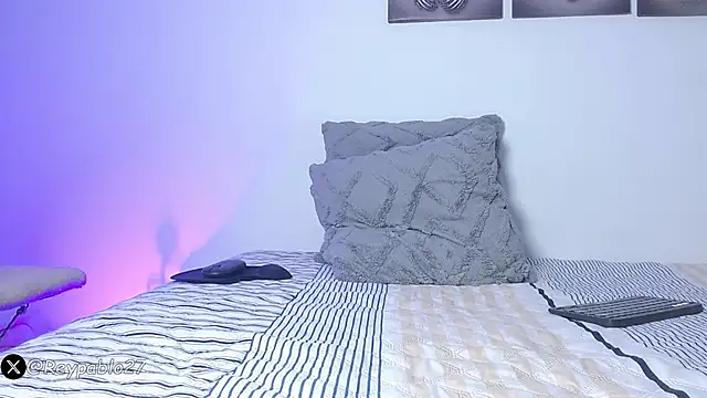 ReyPablo1 online show from 04/23/26, 08:32