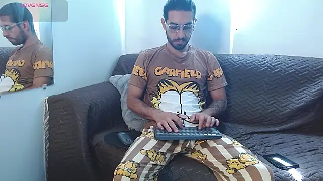 ReyPablo1 online show from 11/02/25, 02:11