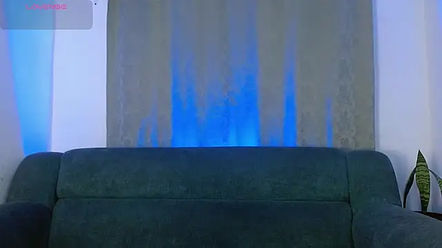 Snapshot of ReyPablo1 chatting on 09/24/25, 09:21 ReyPablo1 online show from 09/24/25, 09:21