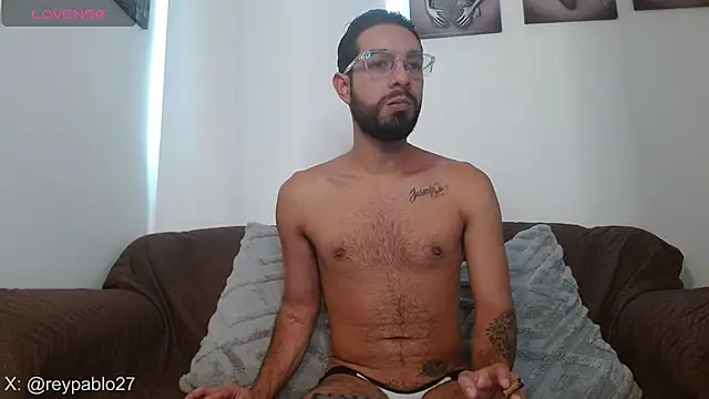 ReyPablo1 online show from 12/03/25, 08:19