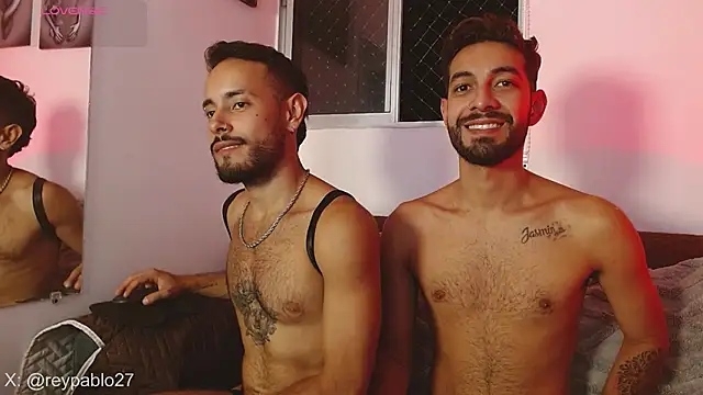 ReyPablo1 online show from 11/25/25, 08:03