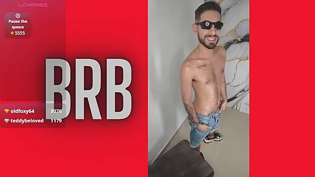 Snapshot of ReyPablo1 chatting on 09/15/25, 02:56 ReyPablo1 online show from 09/15/25, 02:56