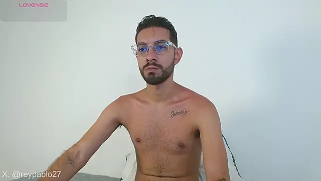 ReyPablo1 online show from 11/18/25, 08:56