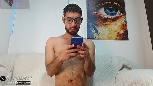 Snapshot of ReyPablo1 chatting on 07/17/26, 11:24 ReyPablo1 online show from 07/17/26, 11:24