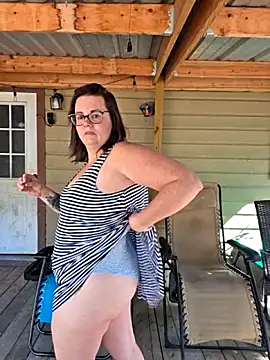 valeriejane online show from 10/17/25, 07:59