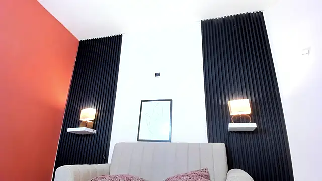 Snapshot of emily_yeon chatting on 10/15/25, 10:29 emily yeon online show from 10/15/25, 10:29