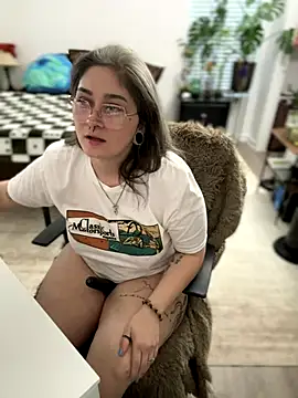 Alix Valentine online show from 09/25/25, 01:11
