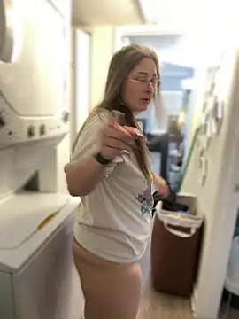 Alix Valentine online show from 03/10/26, 06:12