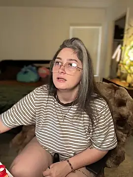 Snapshot of Alix_Valentine chatting on 11/23/25, 05:12 Alix Valentine online show from 11/23/25, 05:12