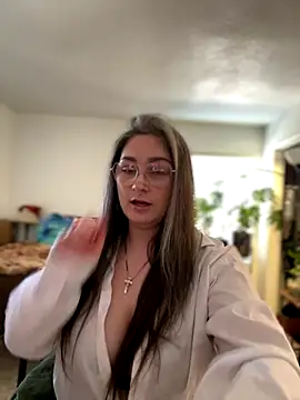 Snapshot of Alix_Valentine chatting on 10/24/25, 04:06 Alix Valentine online show from 10/24/25, 04:06