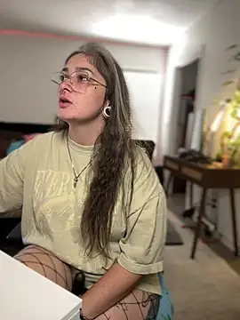 Alix Valentine online show from 05/16/26, 07:13