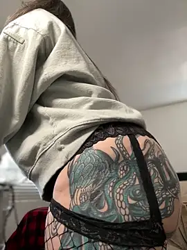 Alix Valentine online show from 02/03/26, 06:13