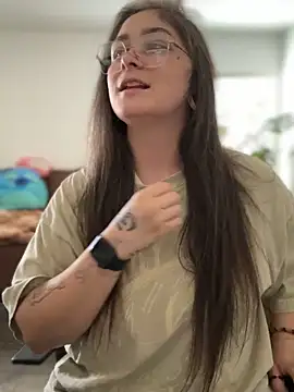 Alix Valentine online show from 10/10/25, 05:47
