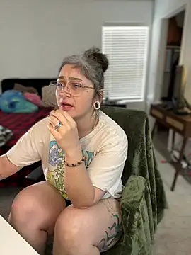 Alix Valentine online show from 02/17/26, 07:11