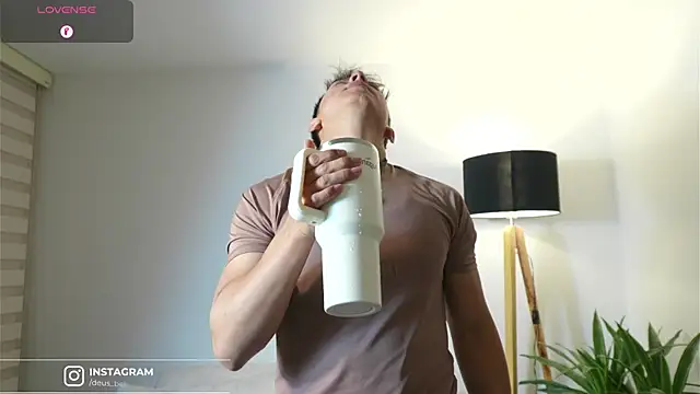 DeusbelliS online show from 11/22/25, 08:35