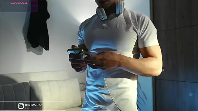 DeusbelliS online show from 01/13/26, 12:15