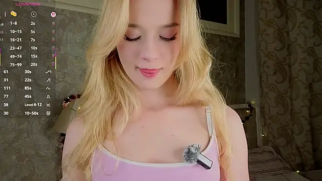 Snapshot of Emma_Frosty chatting on 06/21/26, 10:59 Emma Frosty online show from 06/21/26, 10:59
