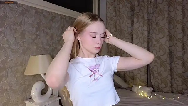 Emma Frosty online show from 09/09/25, 06:28