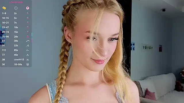 Snapshot of Emma_Frosty chatting on 07/11/26, 11:27 Emma Frosty online show from 07/11/26, 11:27